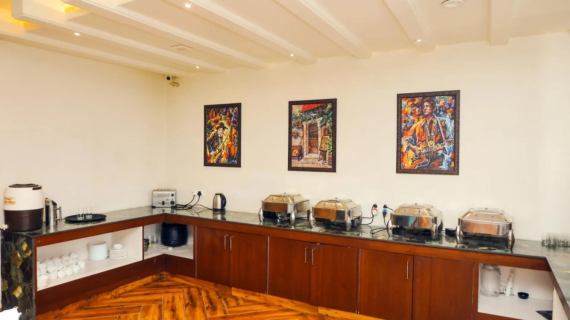 Hotel Marine House Agra  3*, Agra (Uttar Pradesh)