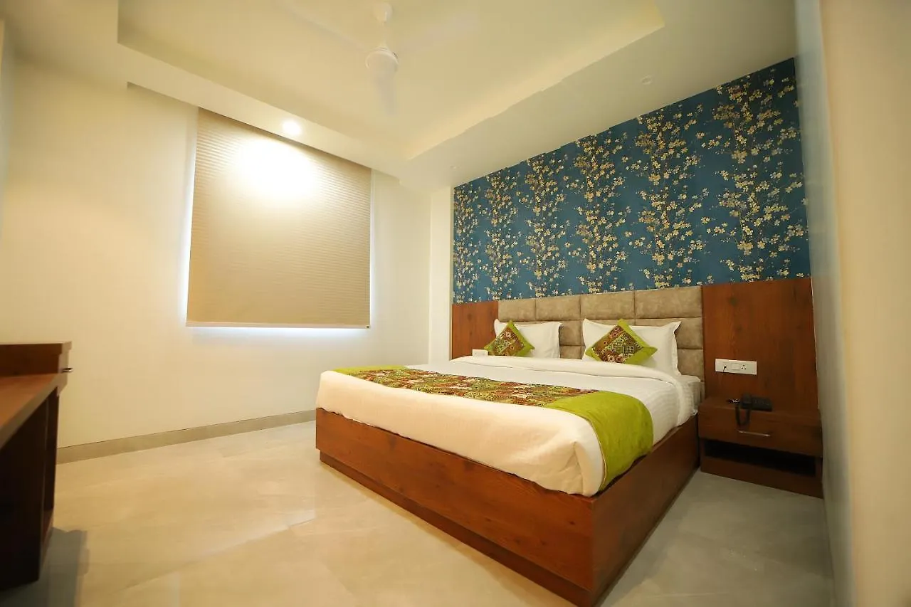Hotel Marine House Agra   Agra (Uttar Pradesh)