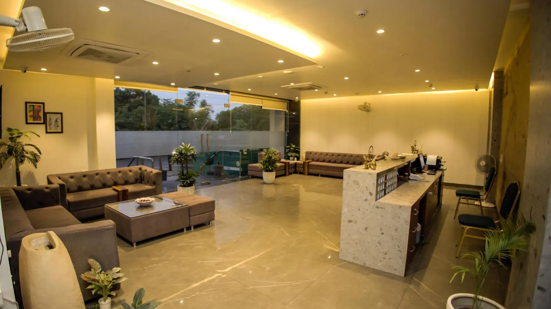 Hotel Marine House Agra