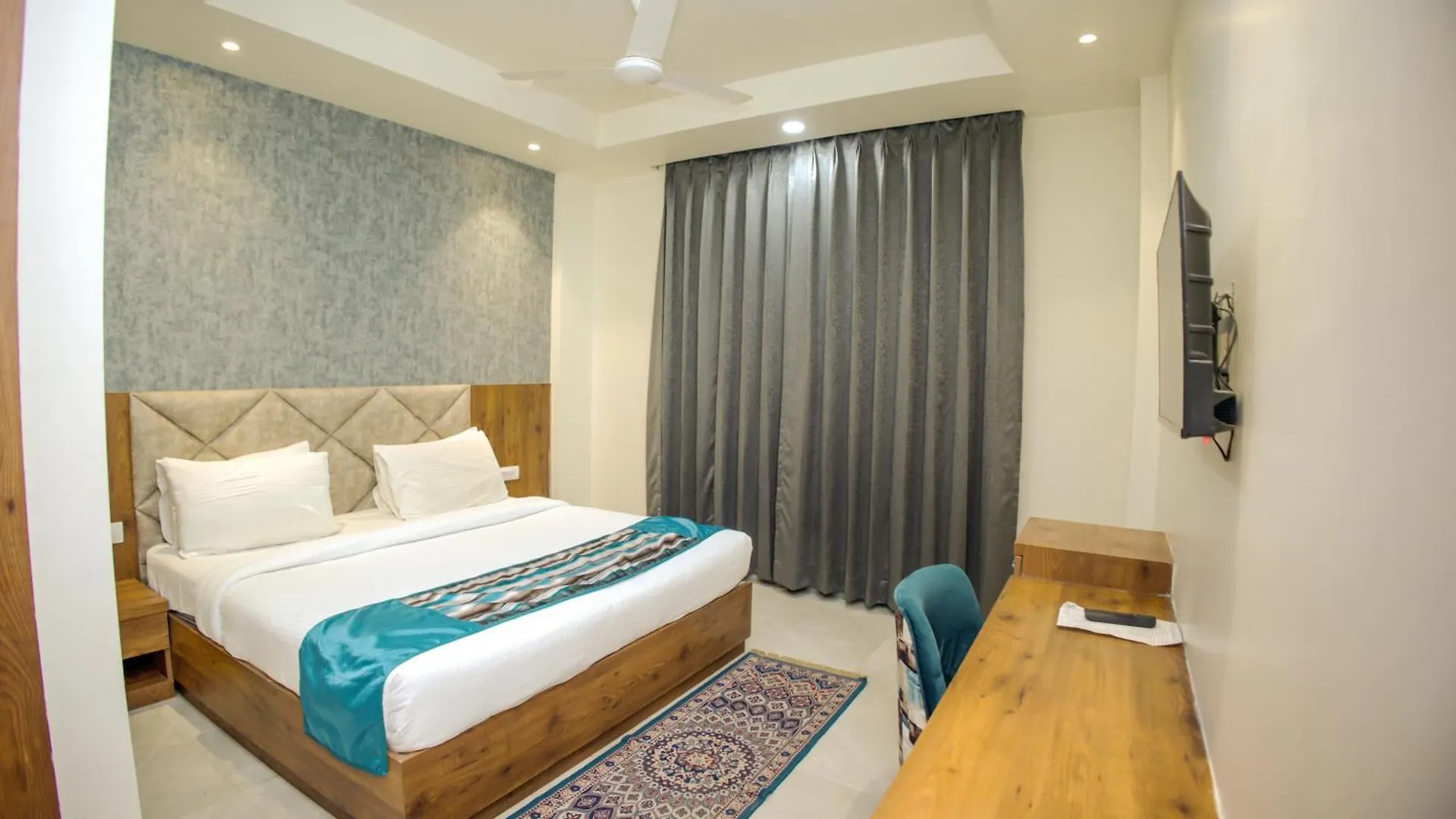 Hotel Marine House Agra