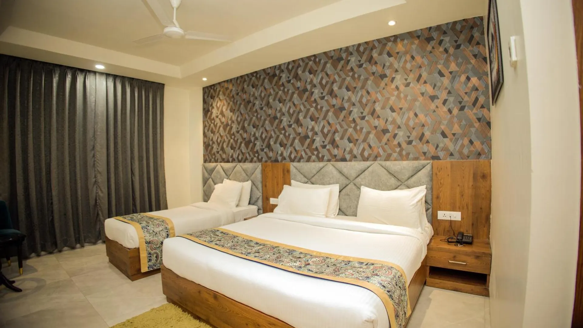 Hotel Marine House Agra   Agra (Uttar Pradesh)